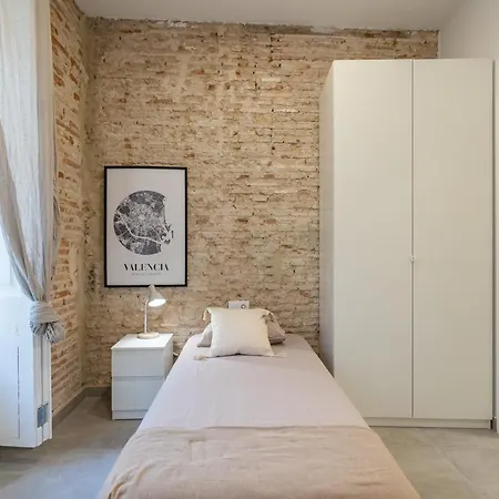 Residencia Universitaria Trinitarios Valence Extérieur photo